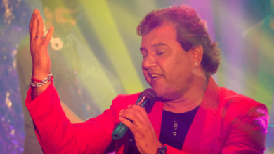 Kirtidan Gadhvi Net Worth in Rupees